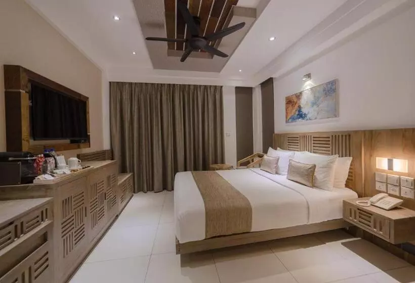 اتاق استاندارد با بالکن و چشم‌انداز دریا, Ocean Grand At Hulhumale