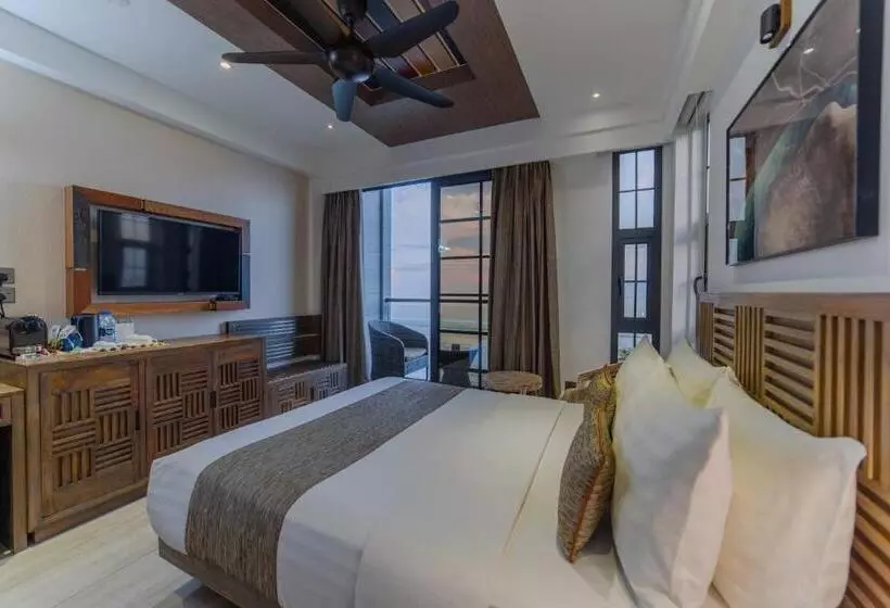 اتاق استاندارد با بالکن و چشم‌انداز دریا, Ocean Grand At Hulhumale