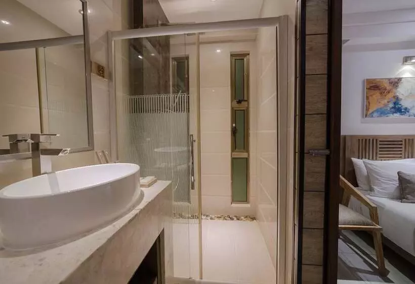 اتاق لوکس, Ocean Grand At Hulhumale