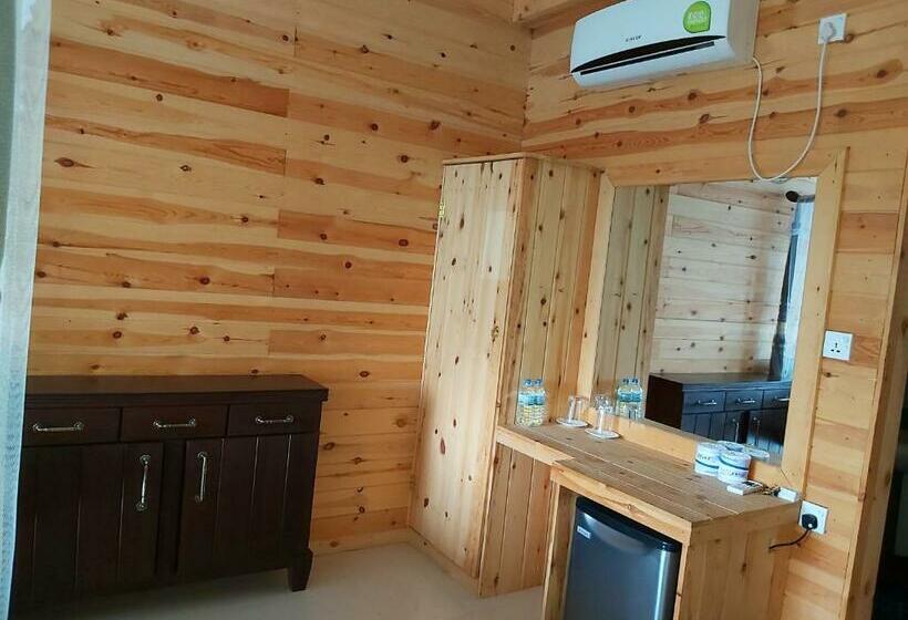 Büyük Çift Kişilik Yataklı Lüks Oda, Aaradhya Mirissa