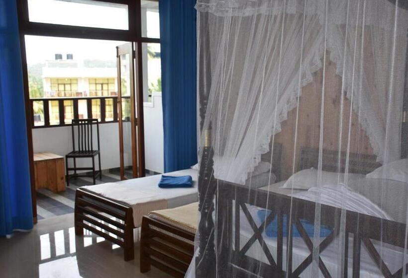 Superior Family Room, Aaradhya Mirissa