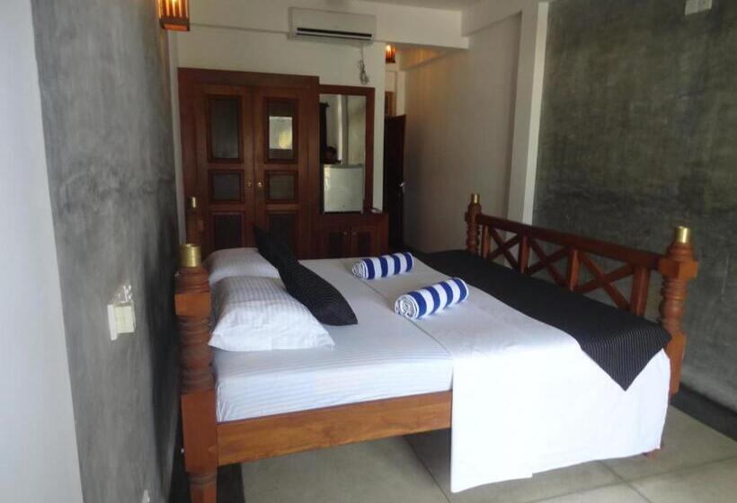 Habitació Estàndard, Aaradhya Mirissa