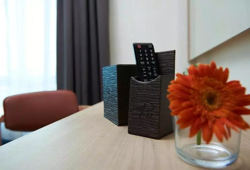 キングサイズベッドのデラックスルーム, One Pacific Hotel & Serviced Apartments