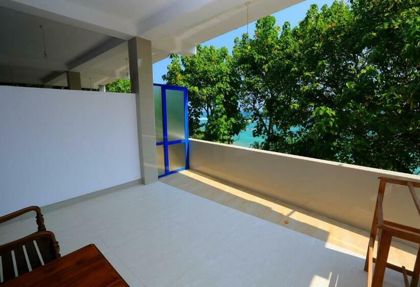 Triple Room Sea View, Paradise Beach Resort & Diving School