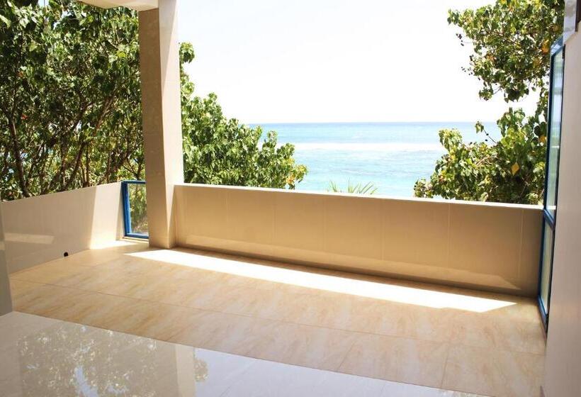 Chambre Triple Deluxe Vue Mer, Paradise Beach Resort & Diving School