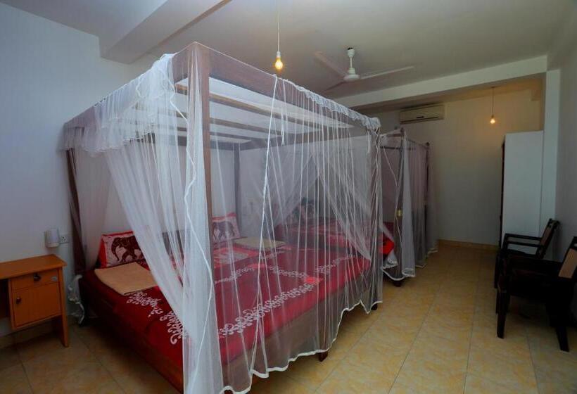 Chambre Triple Standard, Paradise Beach Resort & Diving School