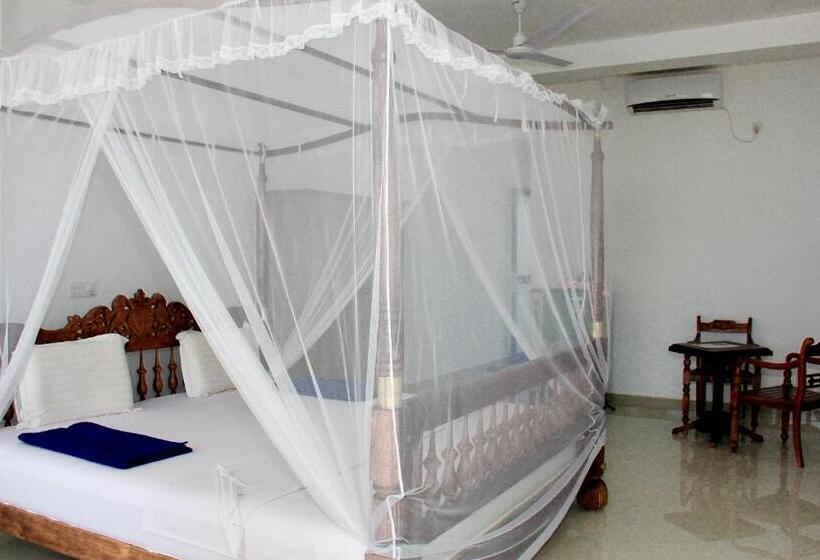 اتاق استاندارد با چشم‌انداز استخر, Paradise Beach Resort & Diving School