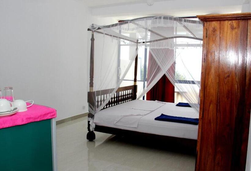 Chambre Standard Vue Piscine, Paradise Beach Resort & Diving School