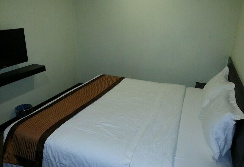 Quarto Estandar, The Corum View