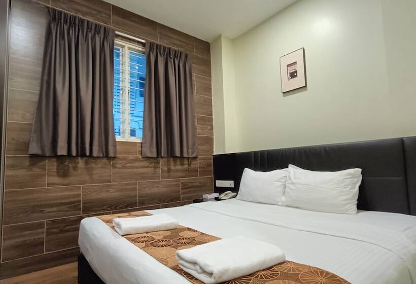 Quarto Estandar, The Corum View