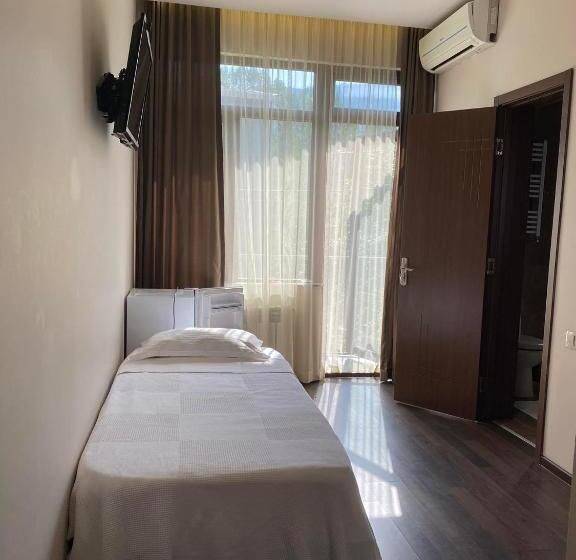 اتاق سوپریور سه تخته, Villa Del Mar