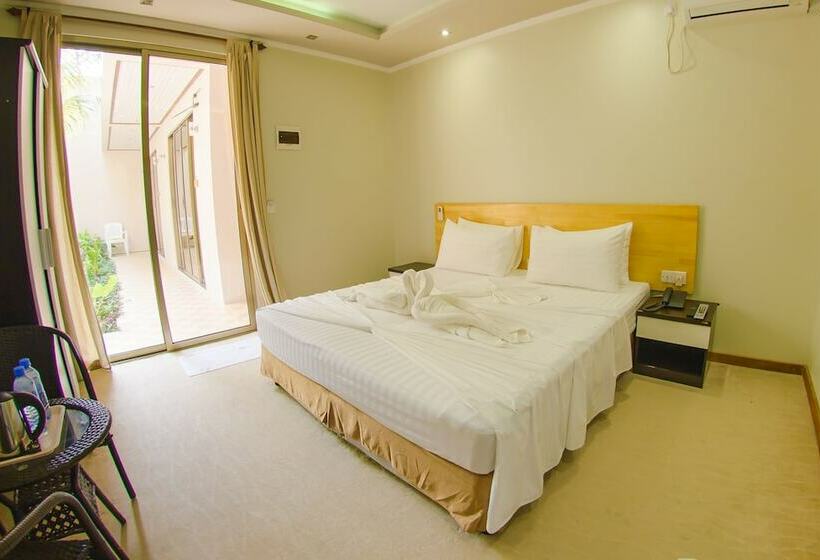 اتاق لوکس با چشم‌انداز باغ, White Sand Lodge