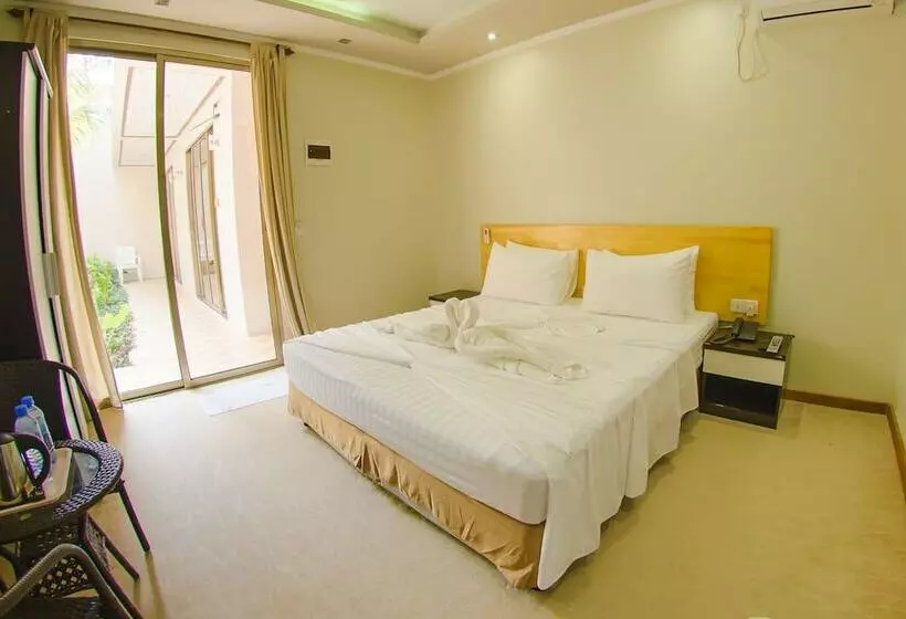 اتاق لوکس با چشمانداز باغ, White Sand Lodge