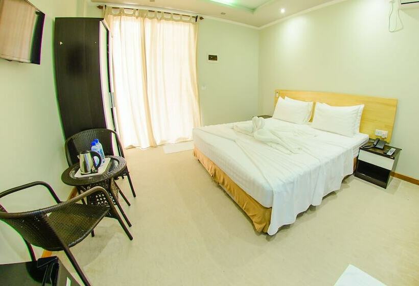 اتاق لوکس با چشم‌انداز باغ, White Sand Lodge