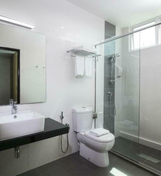 家庭间, One Pacific Hotel & Serviced Apartments