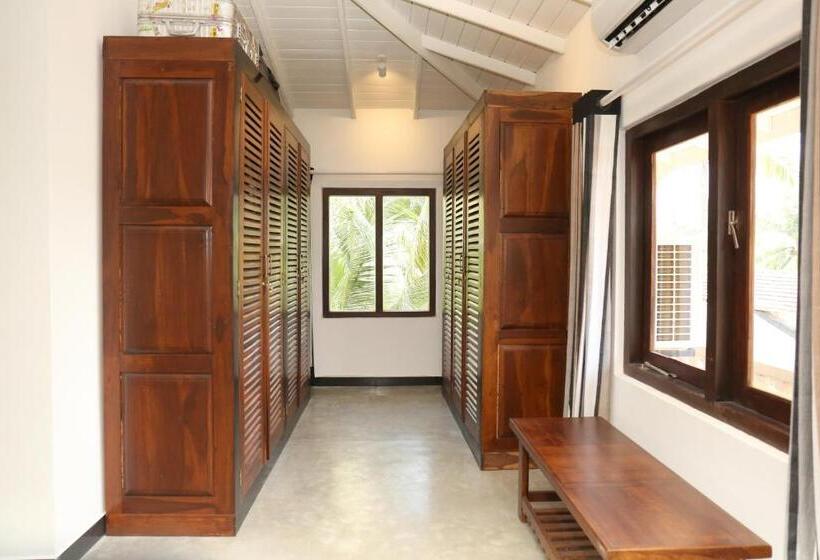 חדר סטנדרט עם מיטת קינג, Suite Lanka