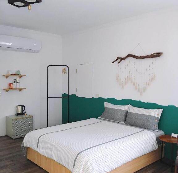 اتاق سوپریور, Summer Colour B&b