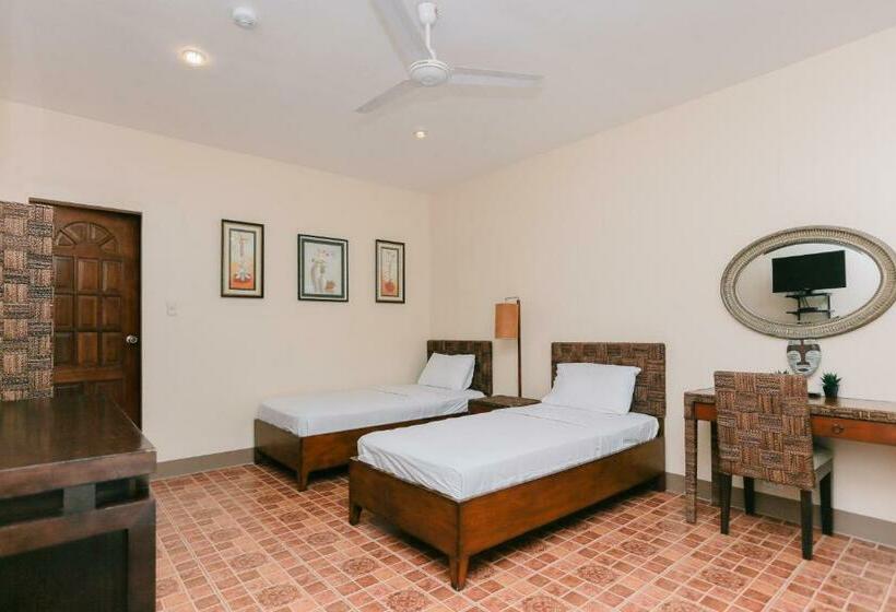 اتاق لوکس سه تخته, Turtle Bay Dive Resort