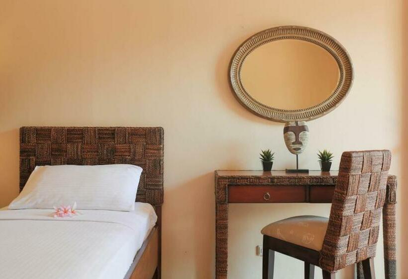 اتاق لوکس سه تخته, Turtle Bay Dive Resort