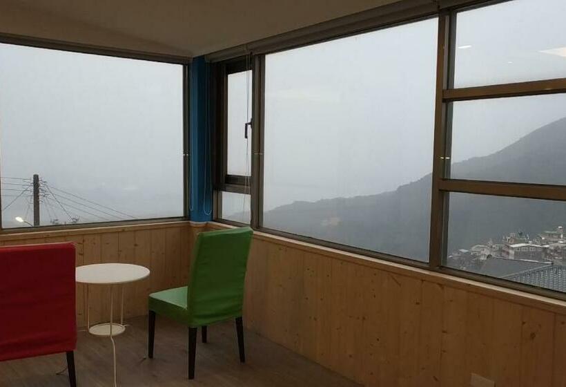 اتاق استاندارد با چشمانداز دریا, Good Time B&b