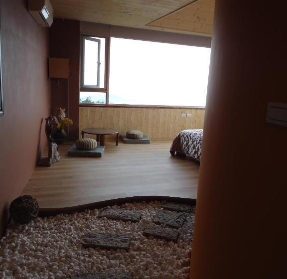 اتاق استاندارد با چشمانداز دریا, Good Time B&b