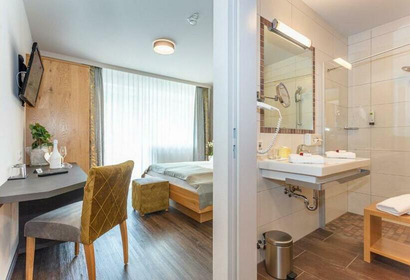 اتاق استاندارد یک نفره, Almrausch