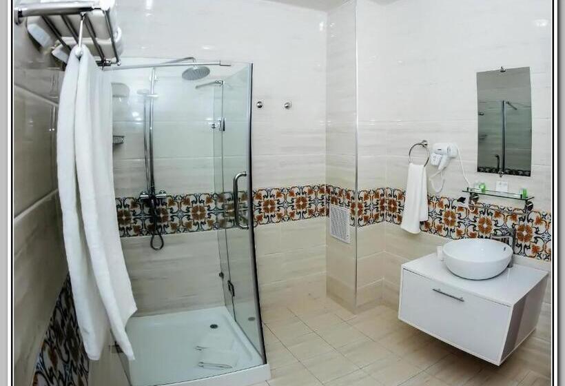 Familjerum, Bek Samarkand