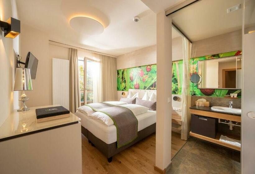 חדר בסיסי, Der Wilde Eder