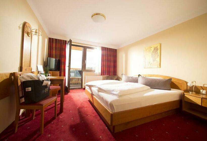 غرفة كلاسيكية, Der Wilde Eder