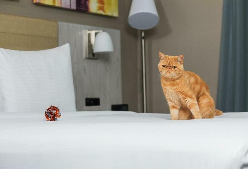 带2个双人床的标准工作室, Doubletree By Hilton New York Times Square West