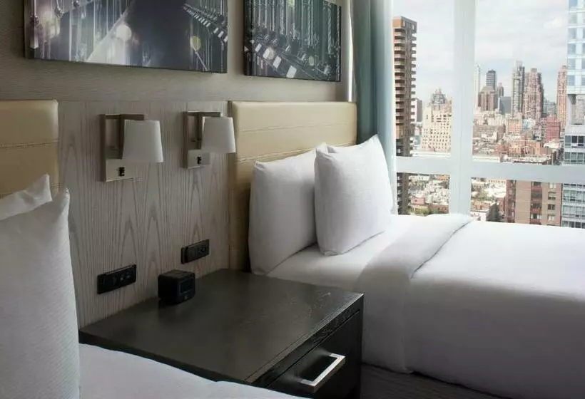 Premium Room City View, Doubletree By Hilton  New York Times Square West