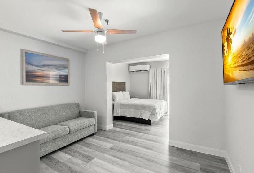 Студио Стандарт с Видом, Grand Shores West