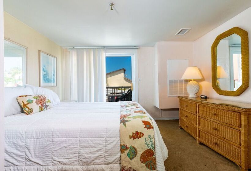 جناح, Grand Shores West