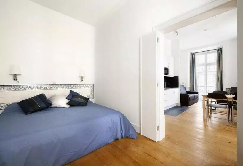1 Bedroom Apartment