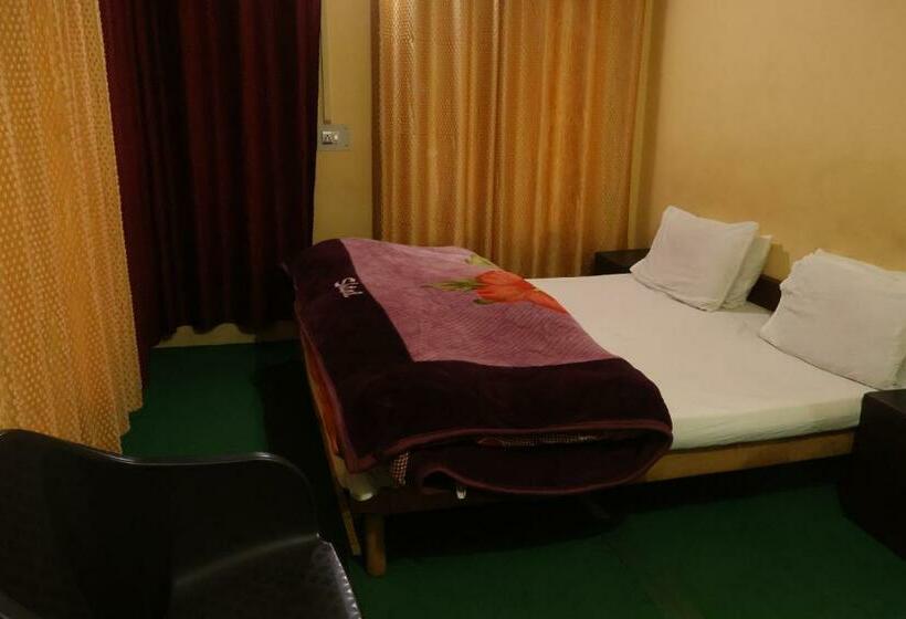 标准间, Raja Guest House Pahalgam Jammu And Kashmir India