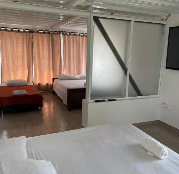 패밀리 룸, Campestre Refugio Texano