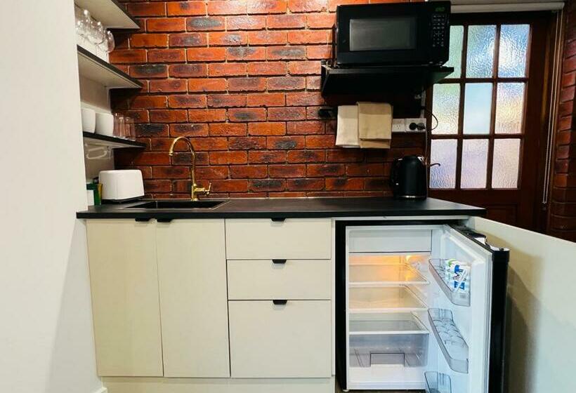 豪华房间, Chic One Bedroom Studio In The Heart Of Elsternwick