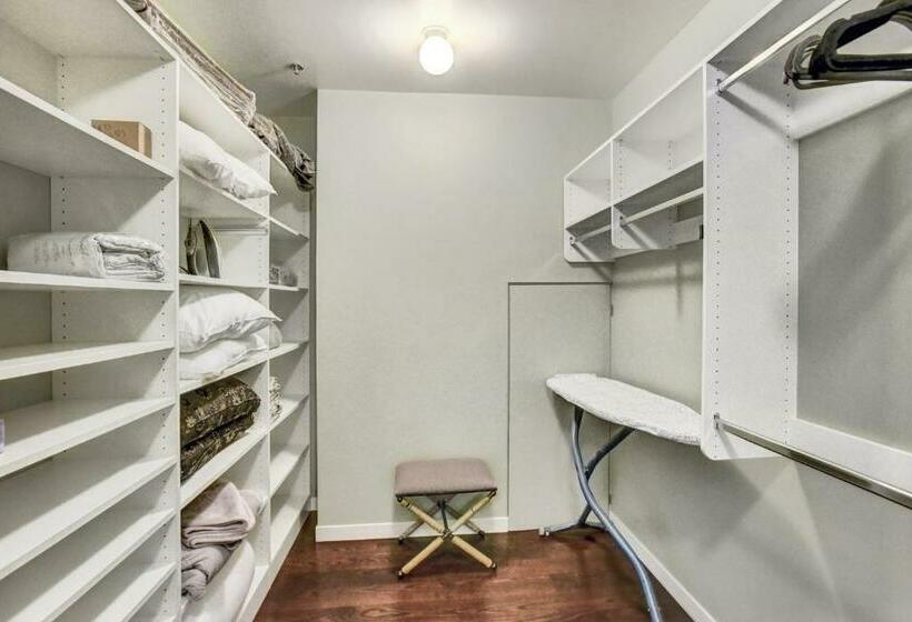 آپارتمان لوکس 1 خوابه, Violetsuitespdx