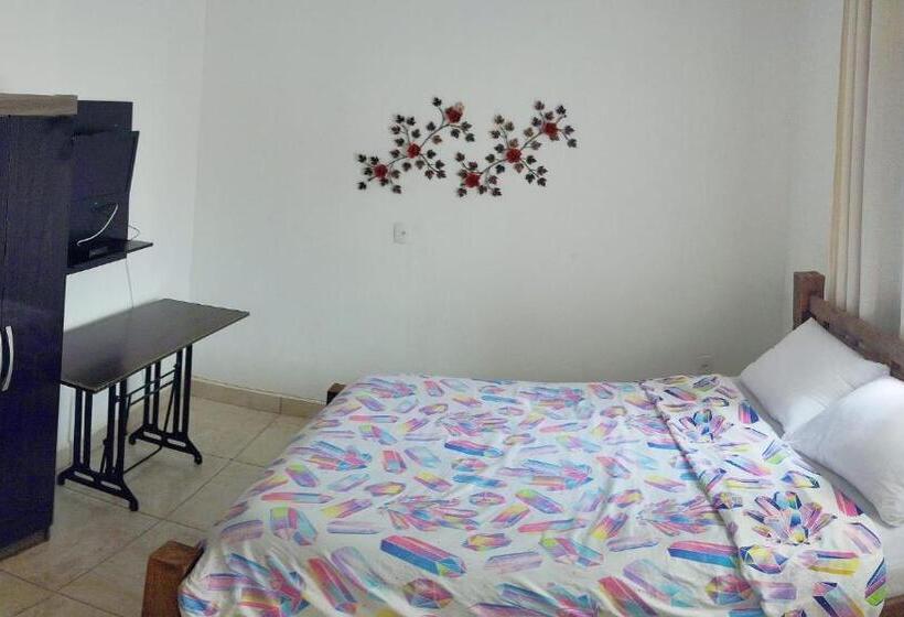 Standart Oda, Hostel Dela