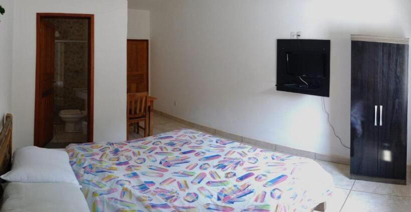 Superior Oda, Hostel Dela