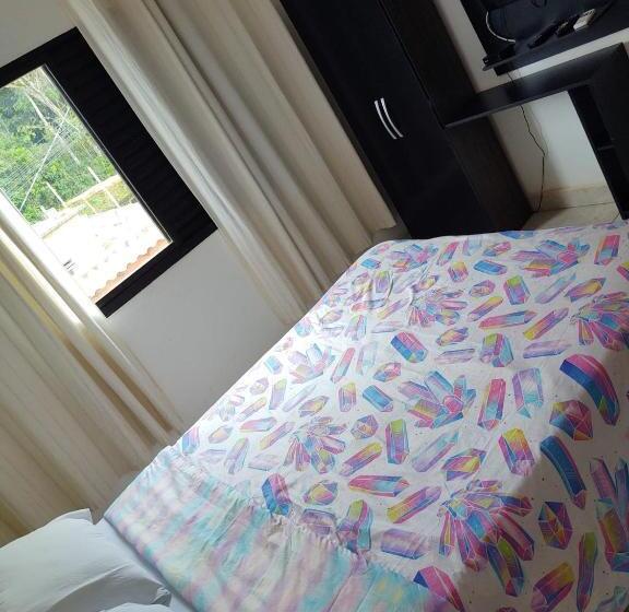 Delüks Oda, Hostel Dela