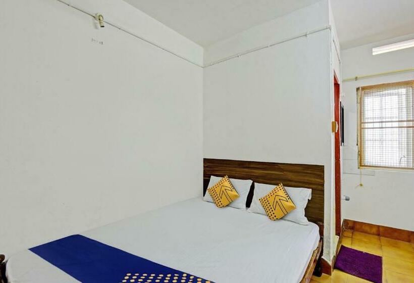 Номер Стандарт, Spot On Vinayaka Tourist Home