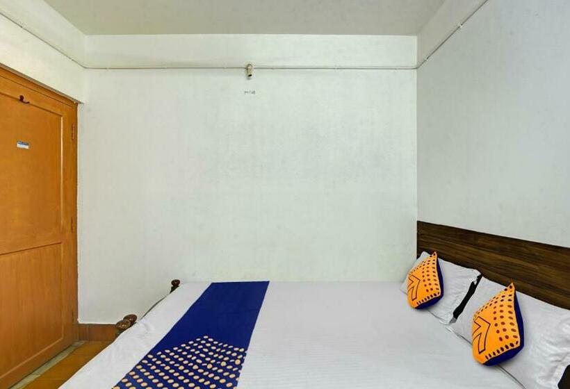 Номер Стандарт, Spot On Vinayaka Tourist Home