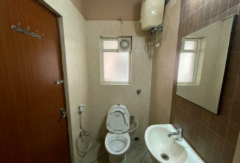 اتاق استاندارد, Arihant Guest House