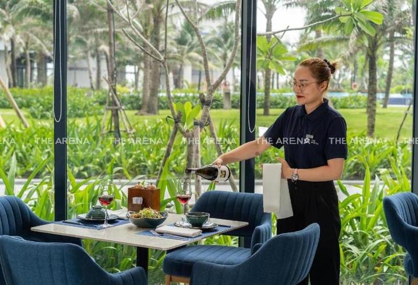 اتاق لوکس با چشمانداز دریا, Arena Cam Ranh Beach Resort