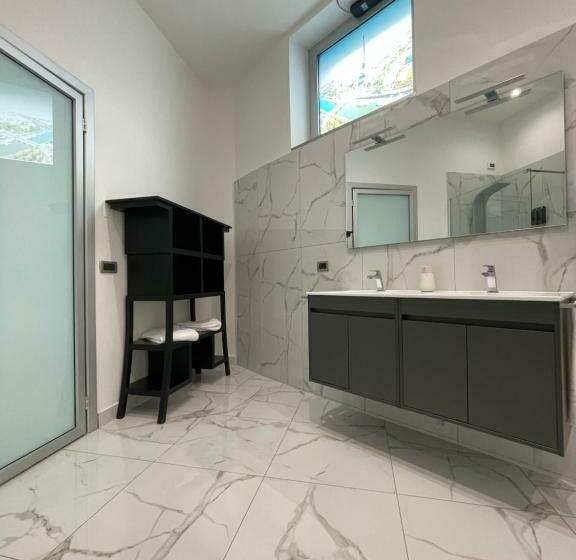سوییت لوکس, B&b Rossini Luxury 3