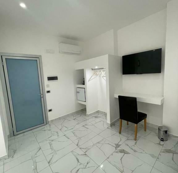 Трехместный Номер Deluxe, B&b Rossini Luxury 3