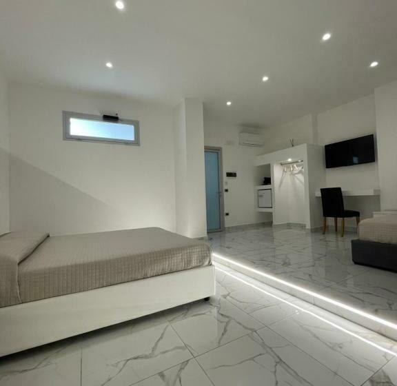 Трехместный Номер Deluxe, B&b Rossini Luxury 3