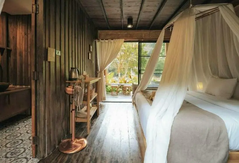 Standard-huone Terassi, อุ่นไอมาง สะปัน
