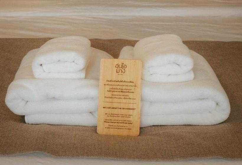 스탠다드 발코니 룸, อุ่นไอมาง สะปัน